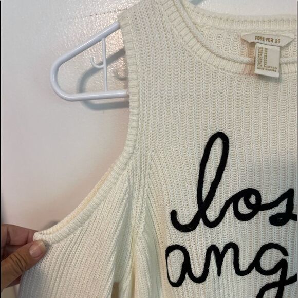 3/$25 FOREVER 21 Los Angeles Cold Shoulder Sweater.Sz M - Picture 8 of 14